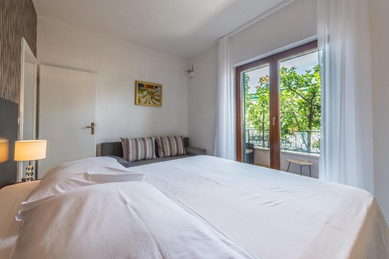 Apartments Ivana-Mira 奥库格哥恩基 外观 照片