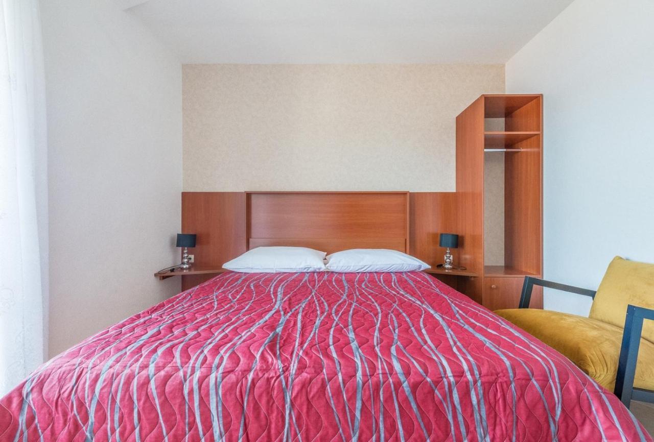 Apartments Ivana-Mira 奥库格哥恩基 外观 照片